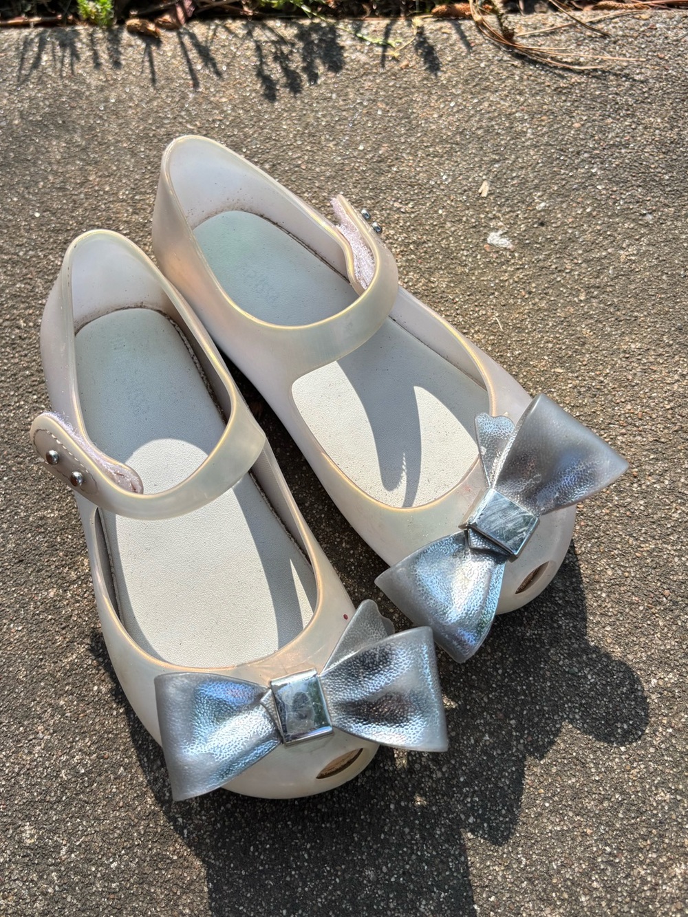 Mini Melissa Ultragirl with Silver Bow